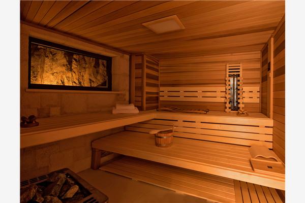 House K1, for 12 persons