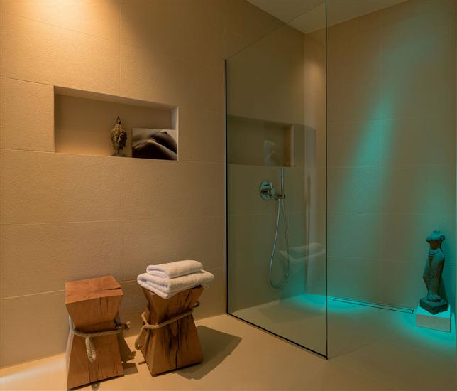 House K1, for 12 persons