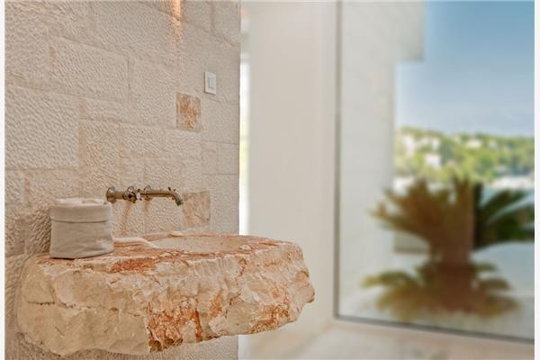 House K1, for 12 persons