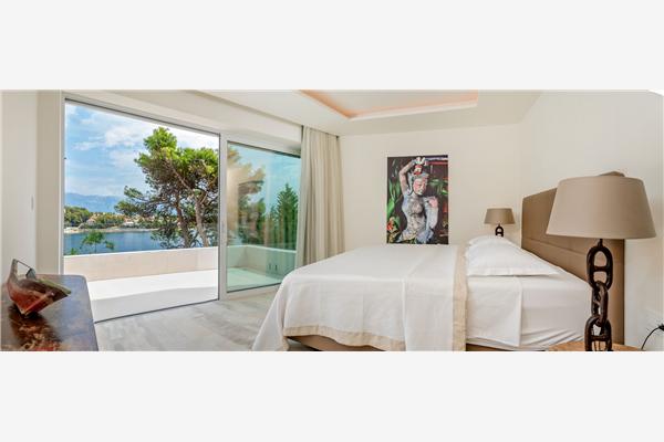 House K1, for 12 persons