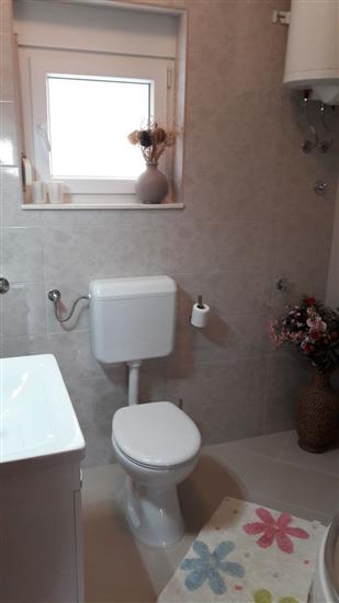 Apartment A1, for 5 persons