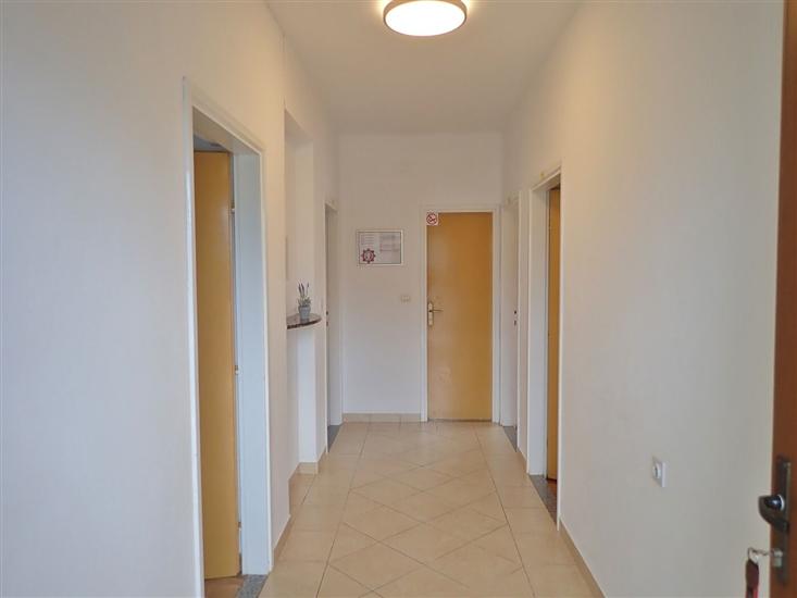 Apartment A1, for 8 persons