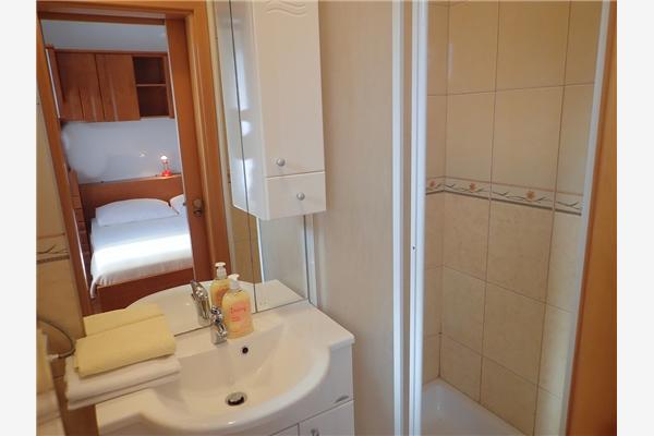 Apartment A1, for 8 persons