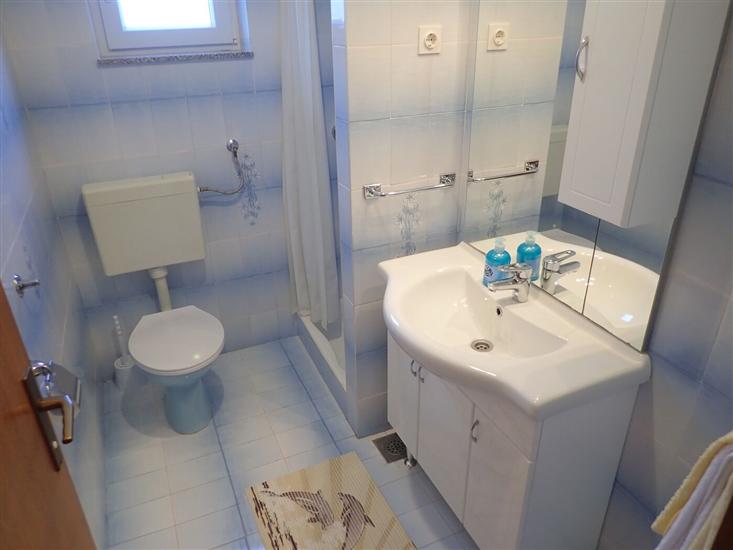 Apartment A4, for 4 persons