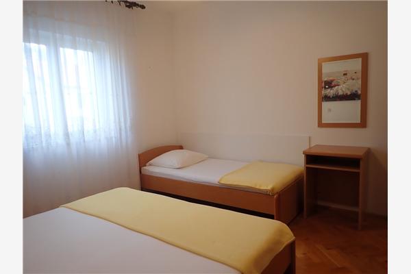 Apartment A5, for 4 persons