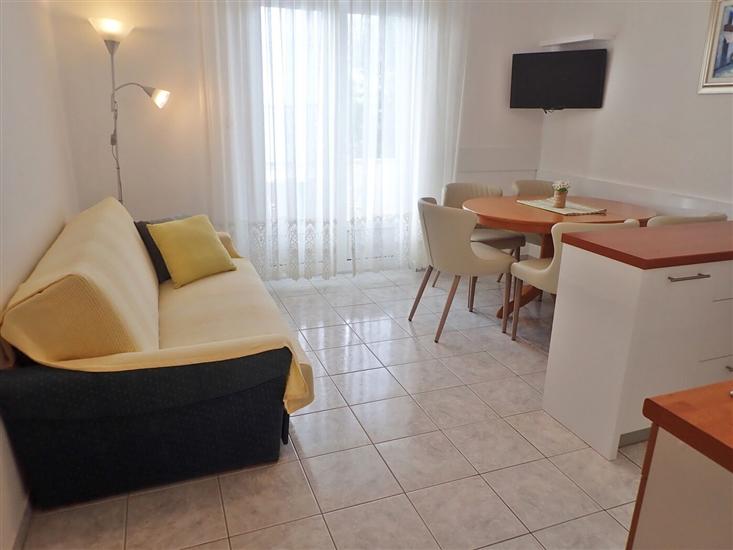 Apartment A5, for 4 persons