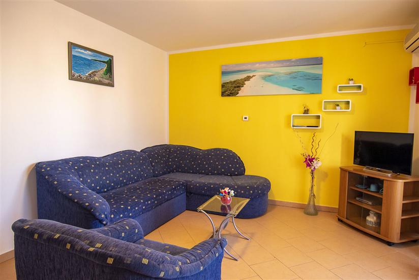 Apartment A4, for 4 persons