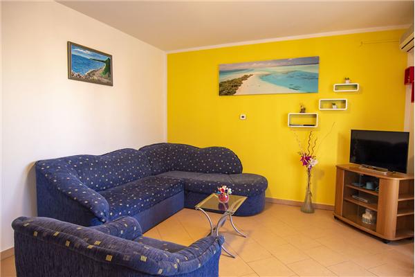 Apartment A4, for 4 persons