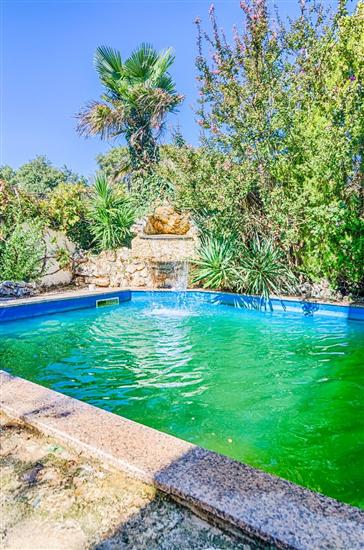 Apartmaji Marin sa bazenom