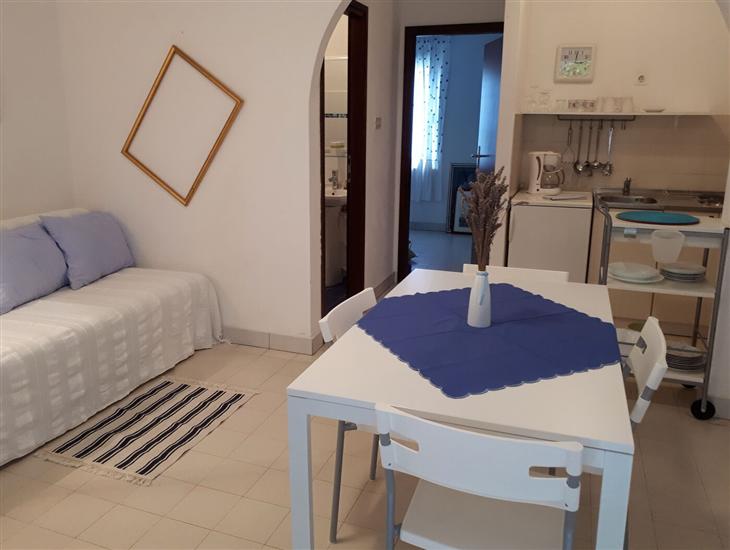 Apartment A2, for 3 persons