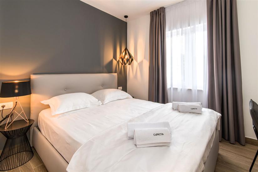 Apartment A7, for 2 persons