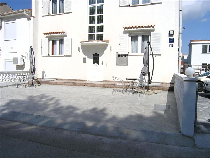 Apartment A5, for 2 persons