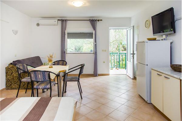 Apartment A5, for 4 persons