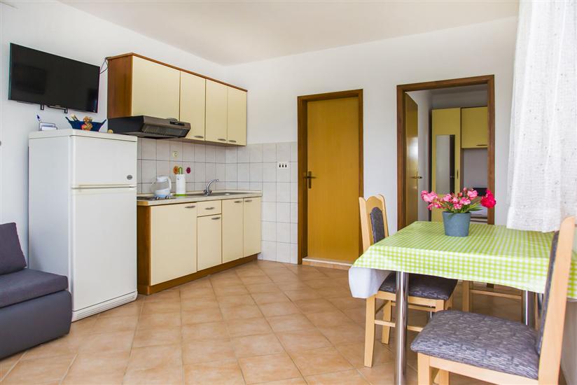 Apartment A4, for 3 persons