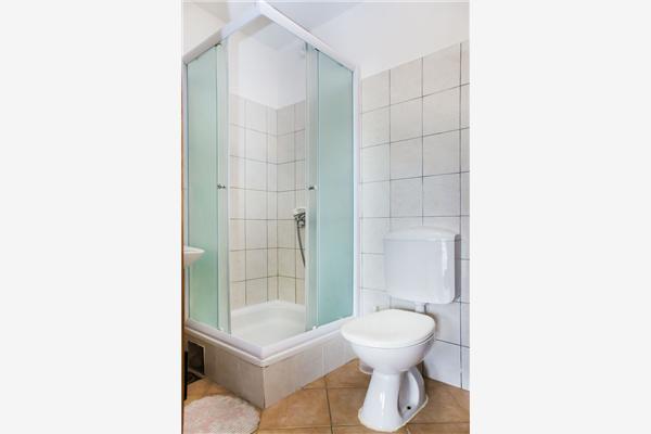 Apartment A4, for 3 persons