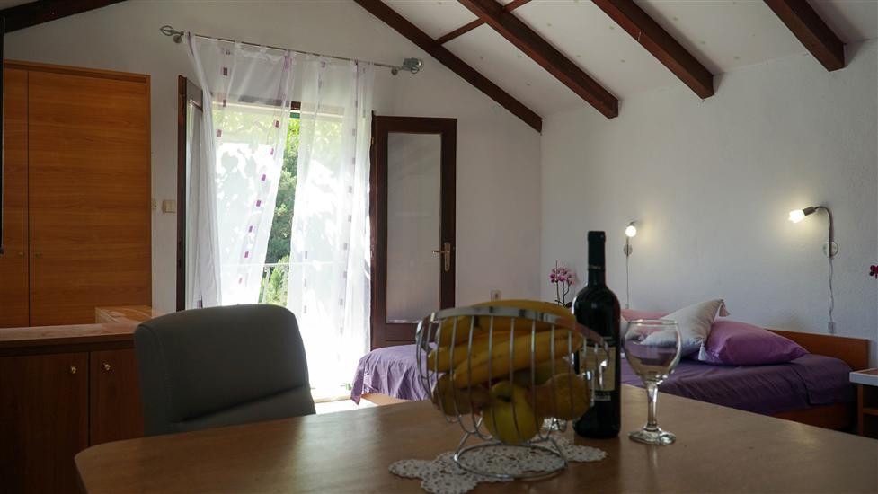 Apartment A1, for 3 persons