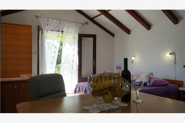 Apartment A1, for 3 persons