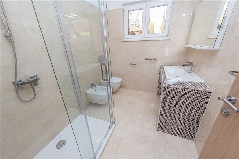 House K1, for 8 persons