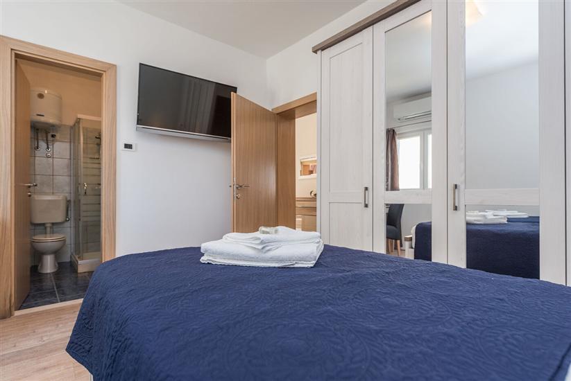 House K1, for 8 persons