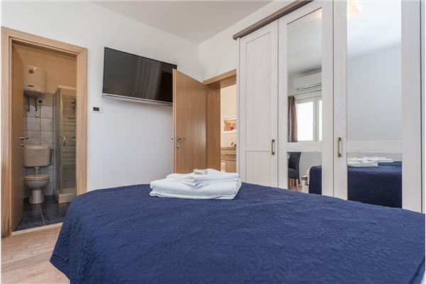 House K1, for 8 persons