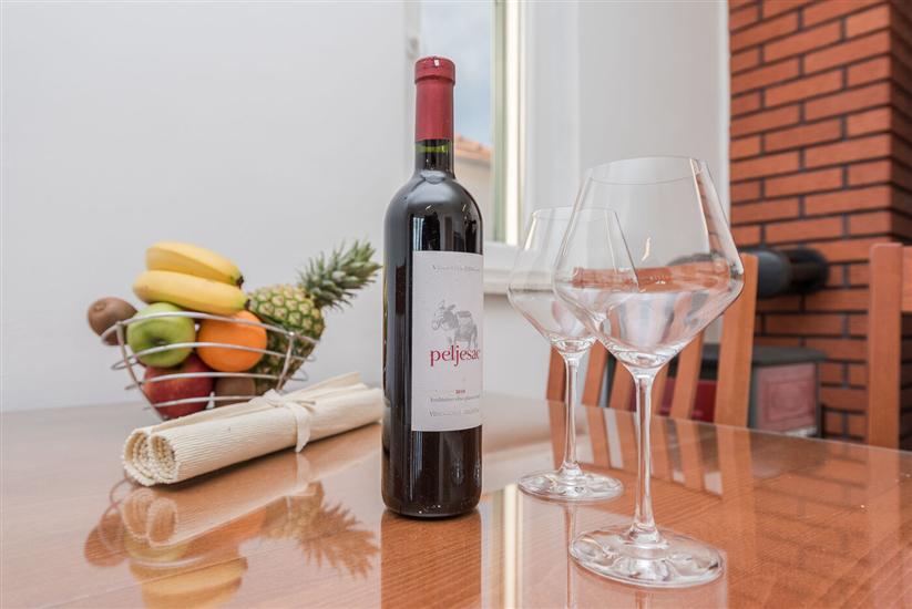 House K1, for 8 persons