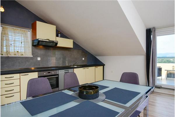 Apartment A4, for 6 persons