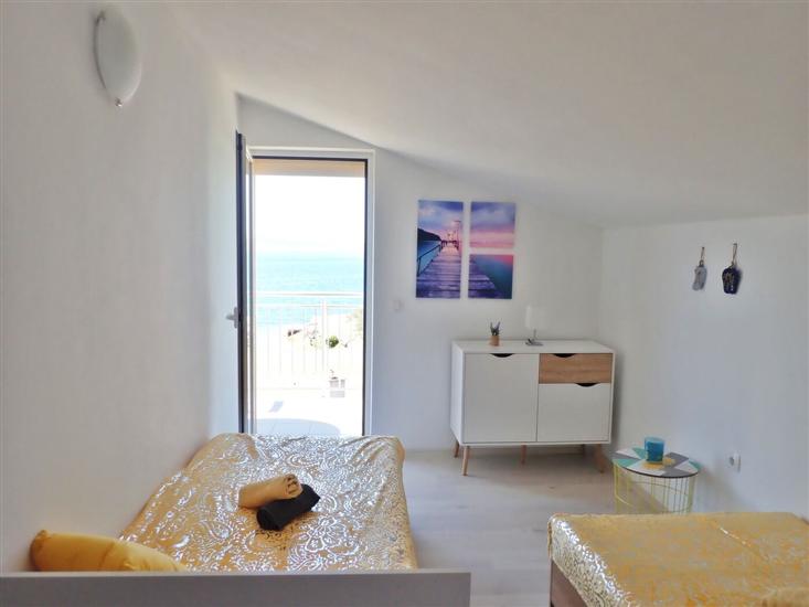 Apartment A1, for 5 persons