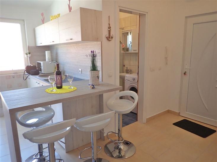 Apartment A1, for 5 persons