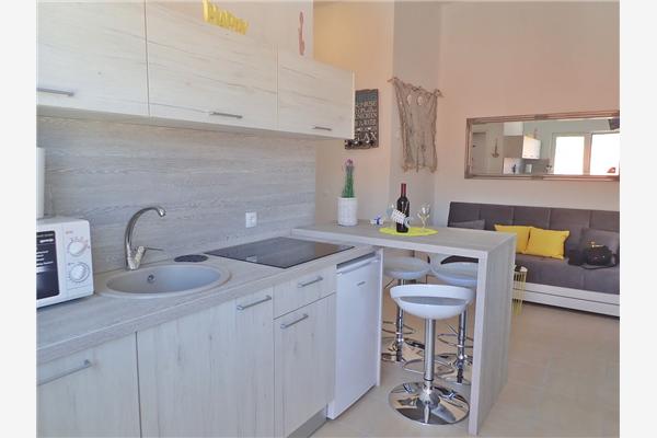 Apartment A1, for 5 persons