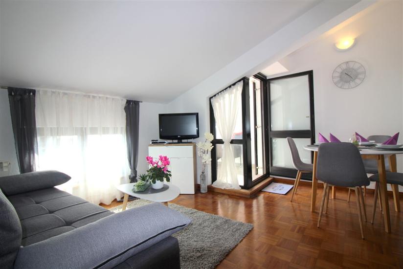 Apartment A2, for 3 persons