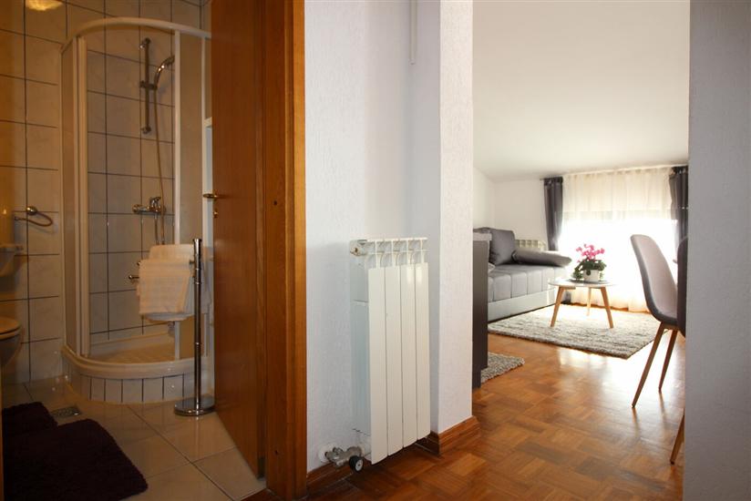 Apartment A2, for 3 persons