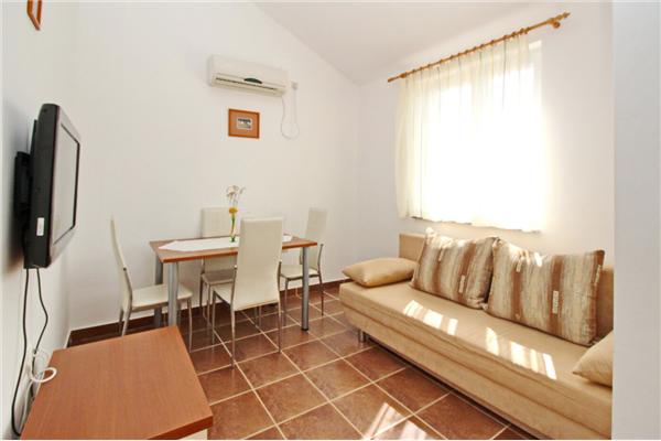 Apartment A1, for 3 persons