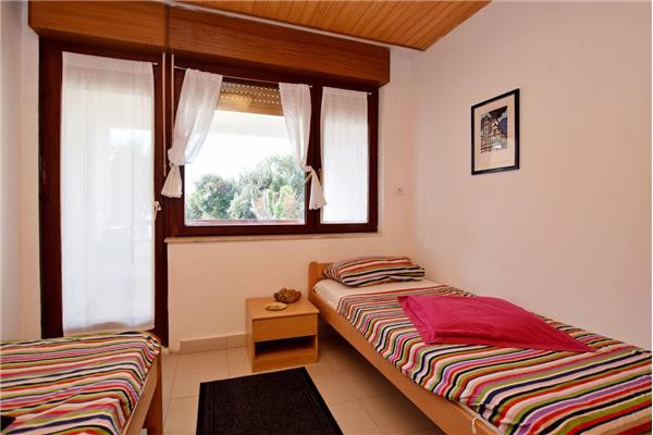 Apartment A1, for 5 persons