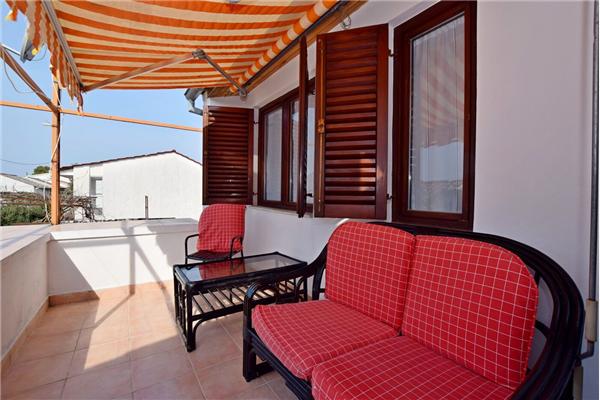 Apartment A1, for 5 persons