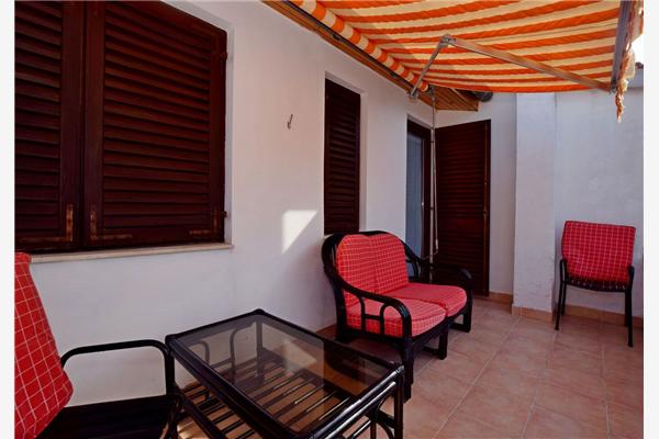 Apartment A1, for 5 persons