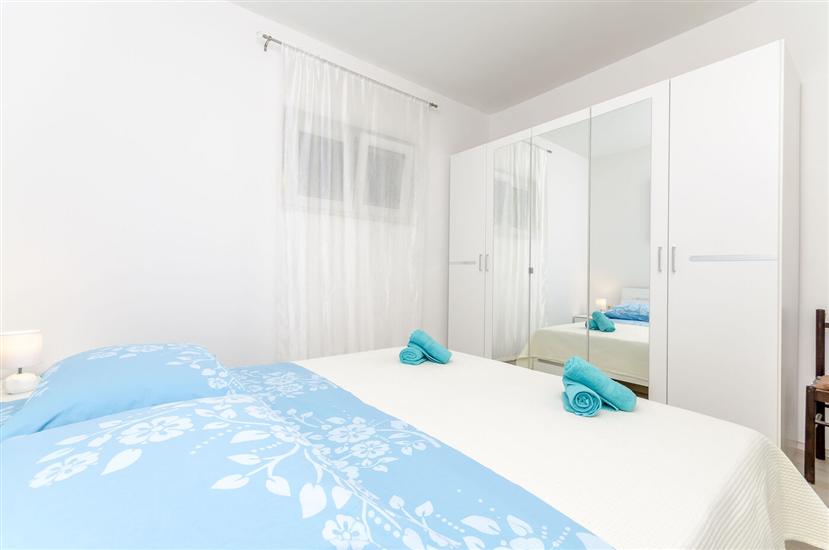 Apartment A1, for 3 persons
