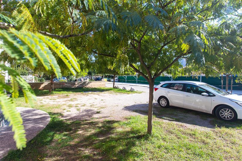 Apartments Zic / Mrakovcic