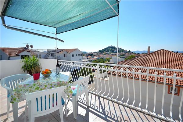 Apartment A6, for 6 persons