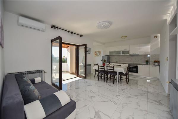 Apartment A4, for 4 persons