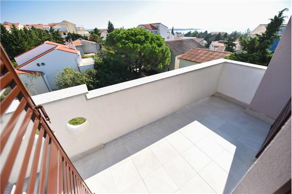 Apartment A9, for 6 persons