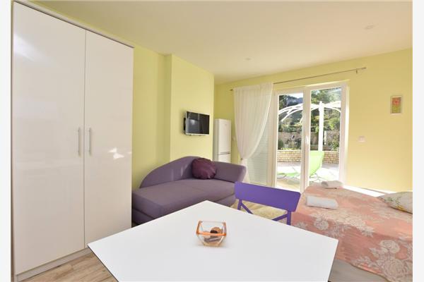Apartment A2, for 3 persons