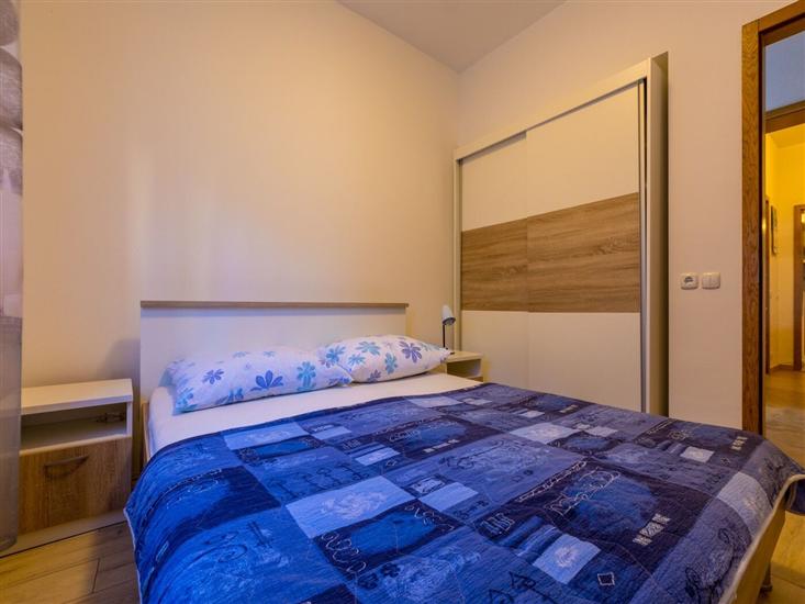 House A1, for 10 persons