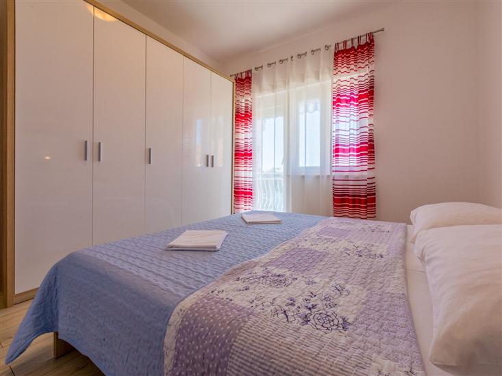 House A1, for 10 persons