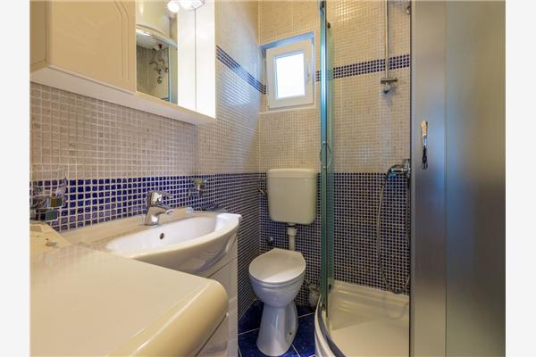 House A1, for 10 persons