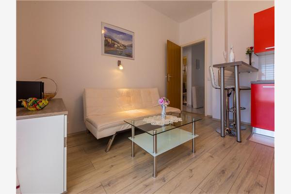 House A1, for 10 persons