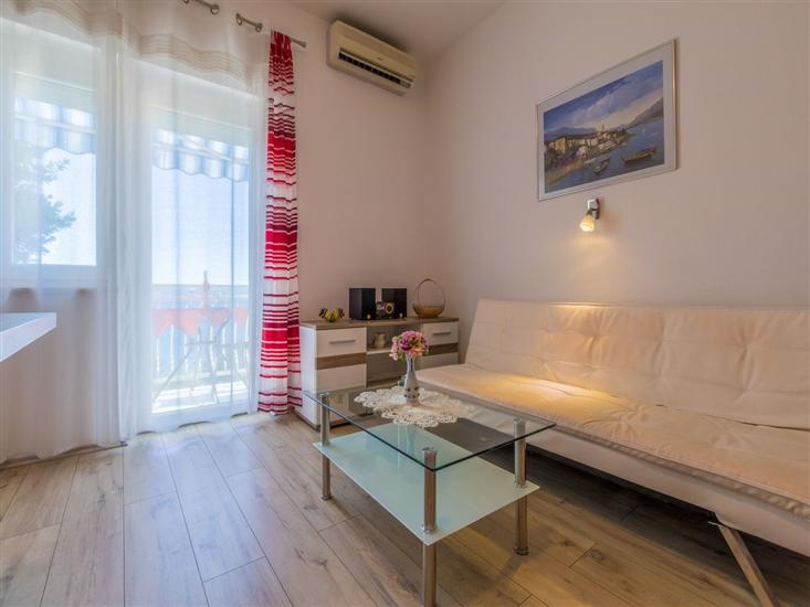 House A1, for 10 persons