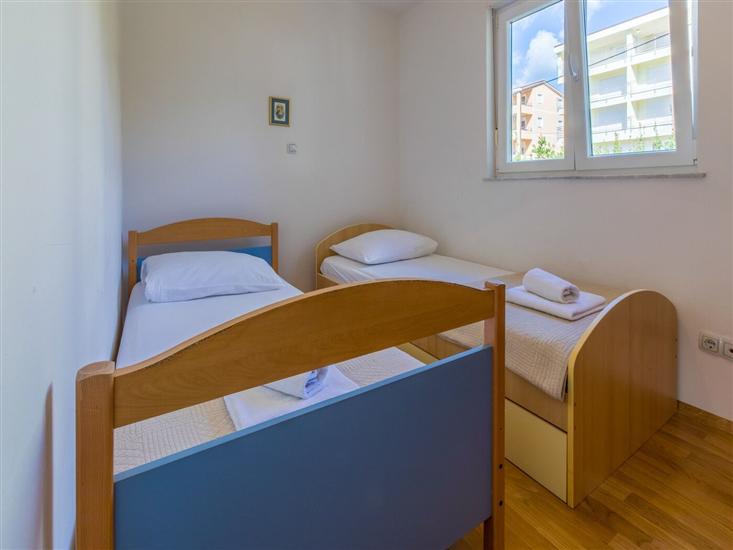 House K1, for 10 persons