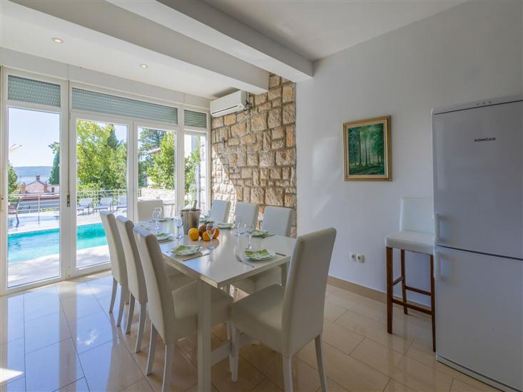 House K1, for 10 persons