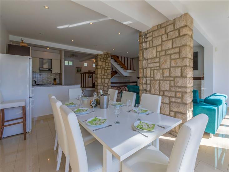 House K1, for 10 persons