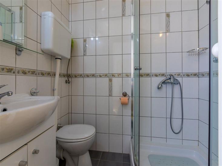 House A1, for 8 persons